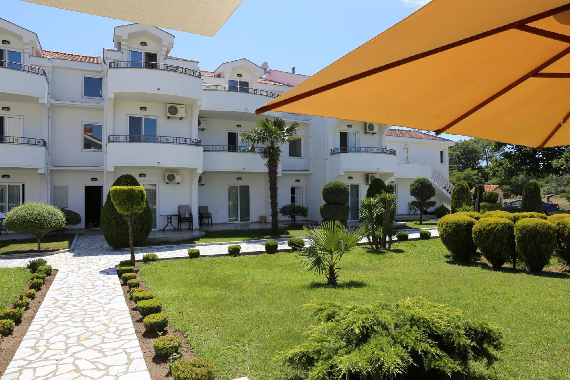 Hotel Comfort & Villas Дони-Штой Экстерьер фото