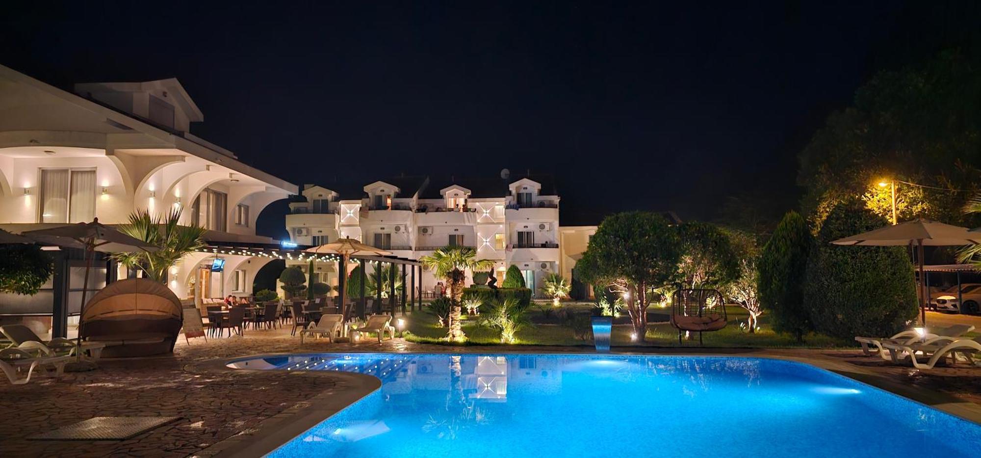 Hotel Comfort & Villas Дони-Штой Экстерьер фото